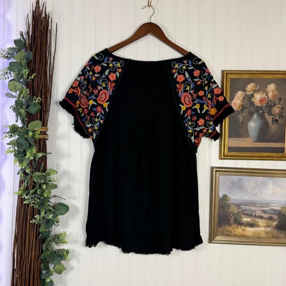 Umgee Black Embroidered Linen Cotton Blend Boho Top 1XL Floral Fringe - Picture 2 of 6